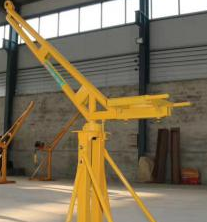 建筑裝修用室內(nèi)小吊機(jī)